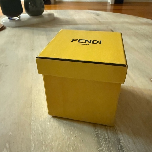 Fendi Yellow box - Picture 1 of 2